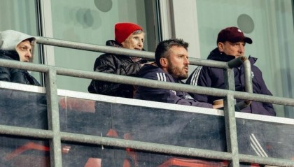 虎扑体育-邮报：卡里克一上任就看青训比赛，阿莫林14个月从未认真看过