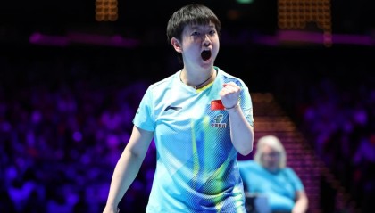 虎扑体育-孙颖莎4-3险胜汉娜·高达 晋级世界杯女单四强